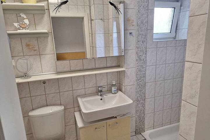 Ferienwohnung für 2 Personen, mit Balkon/Terrasse und Terrasse sowie Garten in Wiemersdorf - 4