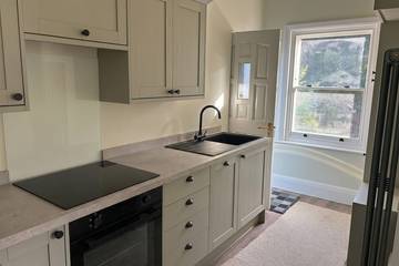 Log Cabin for 2 People in Matlock, Derbyshire, Photo 4