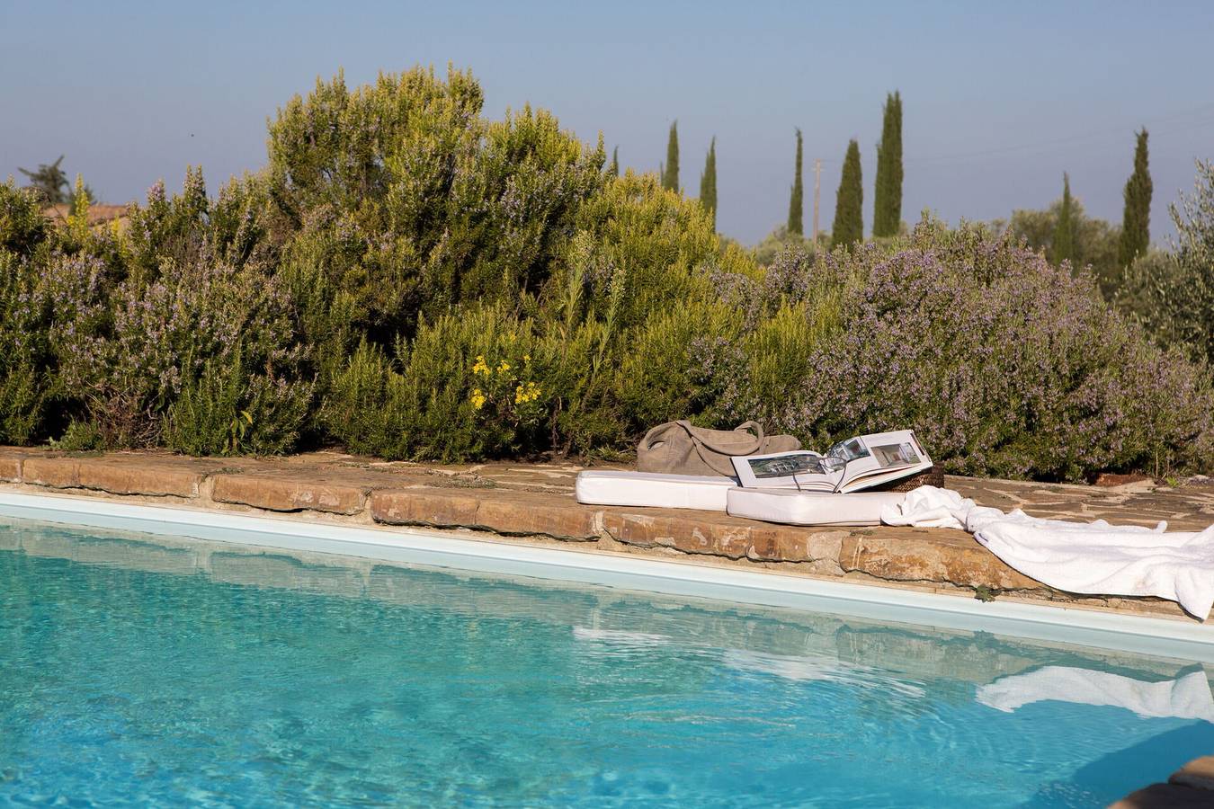 Podere Sangiovese, Pool and View in Chianti - Podere Umiliati in Lilliano, Castellina in Chianti