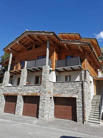 Gîte pour 2 personnes, avec vue et balcon à Lanslebourg-Mont-Cenis