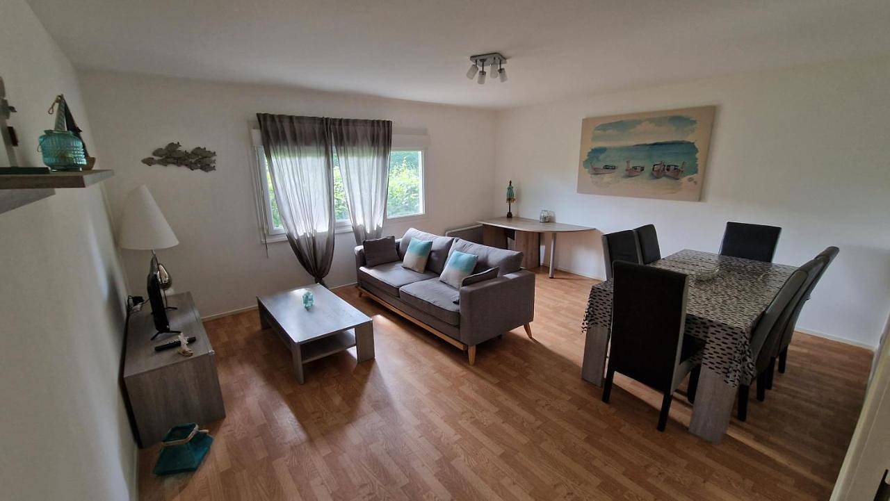 Appartement entier, Two-Bedroom Apartment in Saint-Laurent-Nouan, Sologne