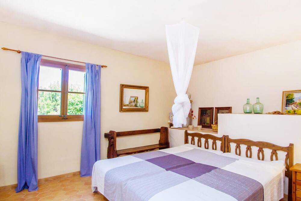 Gemütliches Haus in Deia mit privatem Swimmingpool (innen oder außen nutzbar). in Deià, Mallorca Westen