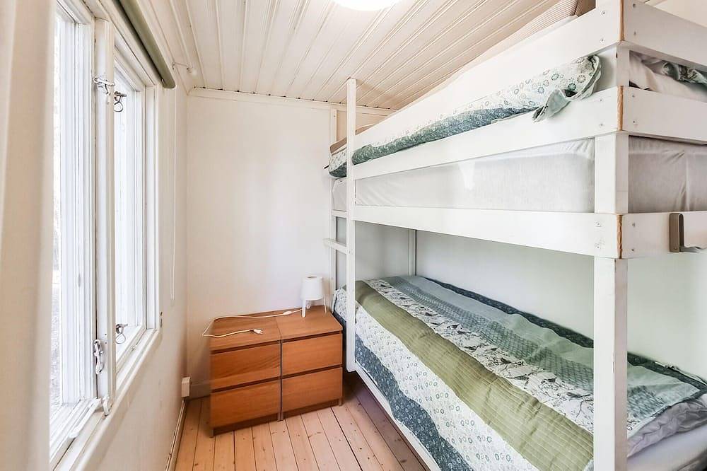 Schönes Haus mit 2 Schlafzimmern in. in Alingsås und Umgebung, Mjörn