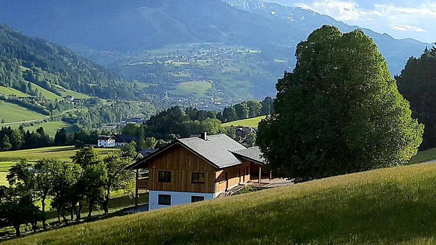 Hütte für 5 Personen, mit Balkon und Ausblick in Haus