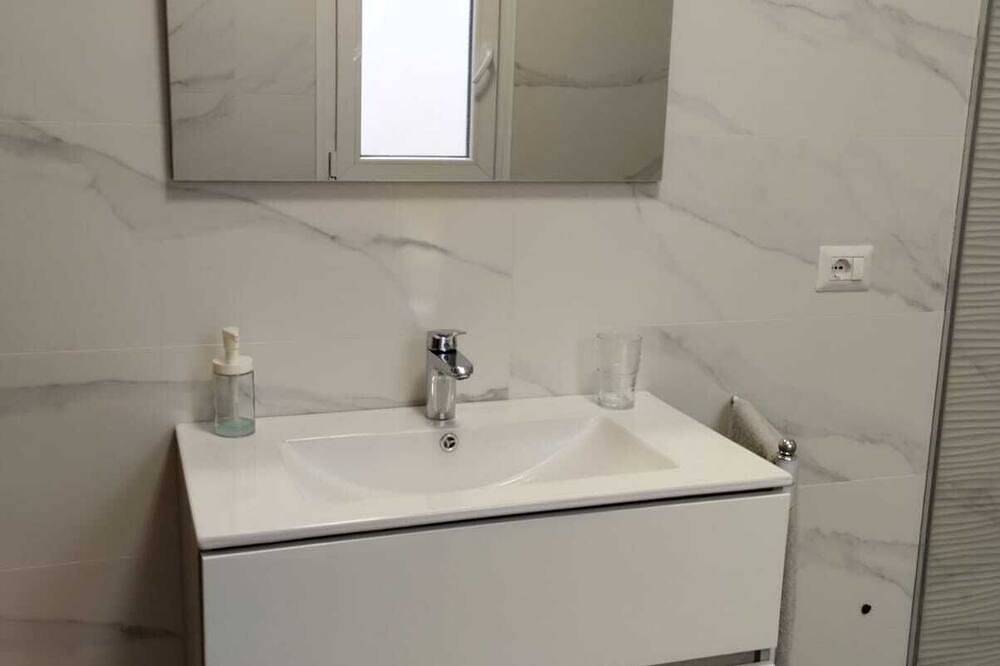 Entire apartment, Messina Apartments in Messina, Messina Province