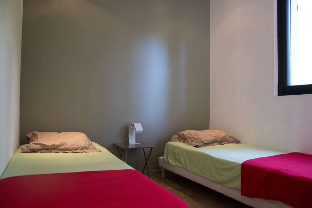 Maison plein-pied 3 chambres dont 1 studio à 150 m de la mer in Six-Fours-les-Plages, Côte méditerranéenne (France)