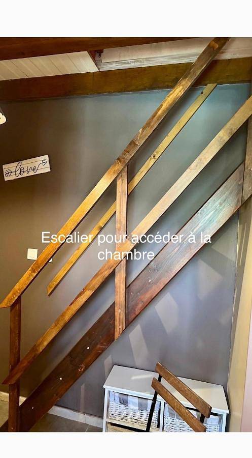 Maison d’hôte pour 2 personnes, avec vue et piscine ainsi que jardin et terrasse dans le Jura - 3