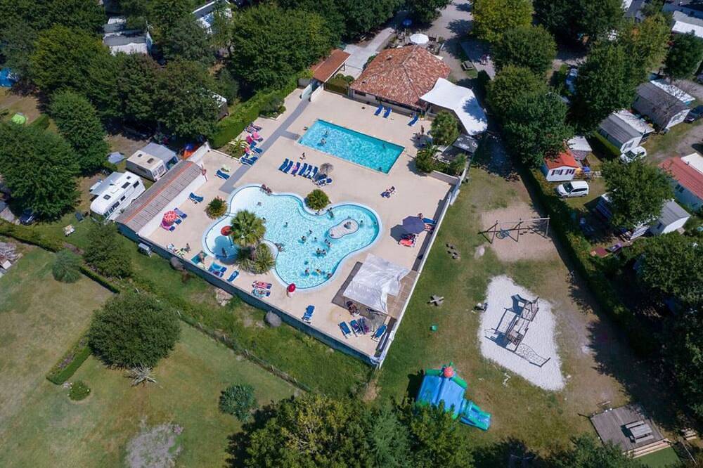 Chalet pour 6 personnes avec terrasse in Sainte-Eulalie-en-Born, Côte d’Argent