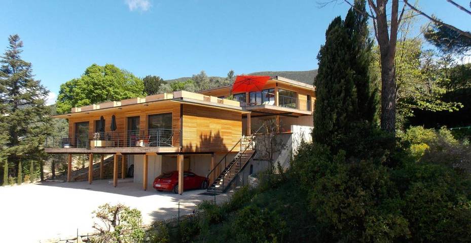Vakantiehuis voor 2 personen, with Whirlpool and Terras as well as Tuin and Zwembad in Nyons