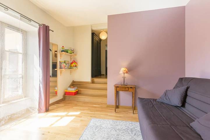 Location de vacances pour 7 personnes, avec jardin et terrasse à Nolay - 4