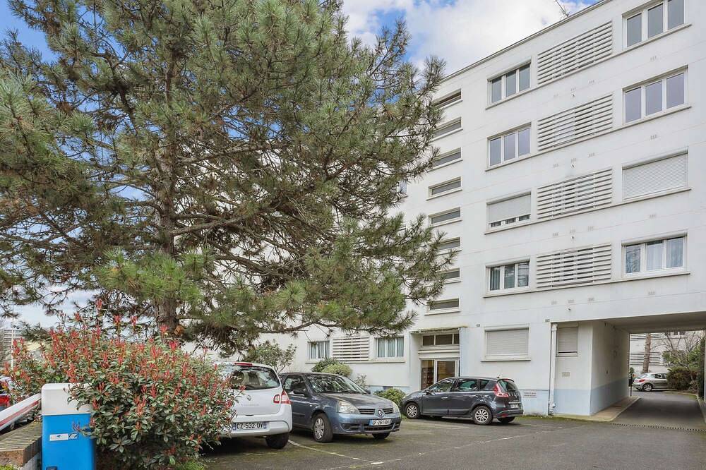 Apartamento entero, Chic and spacious appartment with balcony in Fontenay-aux-Roses, Altos del Sena