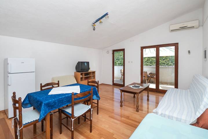 Ganze Wohnung, Apartments Sinisa in Rogoznica, Šibenik-Knin
