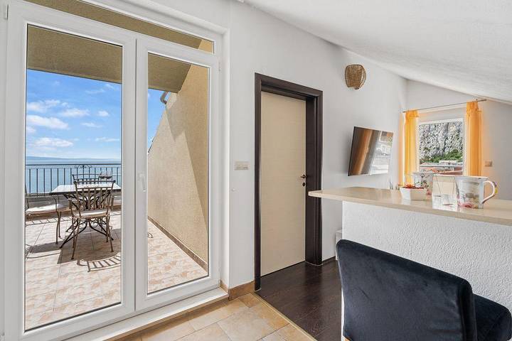 Ferienwohnung für 5 Personen, mit Balkon in Omis - 2