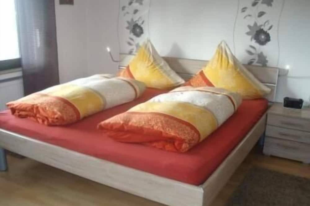 Ganze Wohnung, Ferienwohnung Am Waldrand in Brohl-Lützing, Osteifel