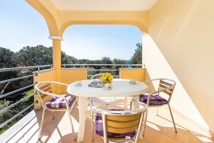 Ferienwohnung für 4 Personen, mit Balkon/Terrasse in Vrsi