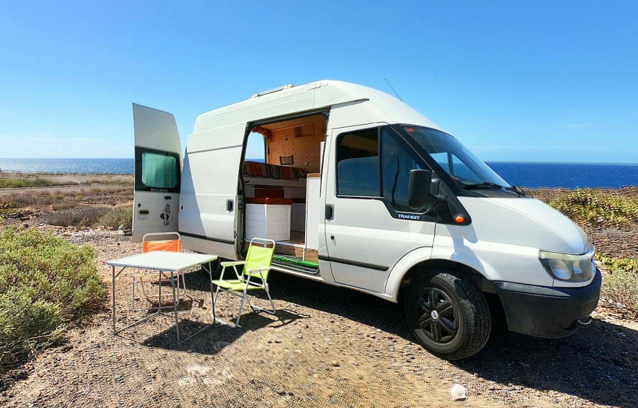 Descubre Tenerife en furgoneta camper in Los Abrigos, Granadilla de Abona