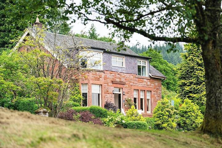 Cottage für 14 Personen, mit Whirlpool und Garten - 1