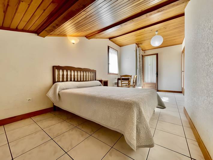 Gîte pour 4 personnes, avec jardin à Saint-Pompont - 2