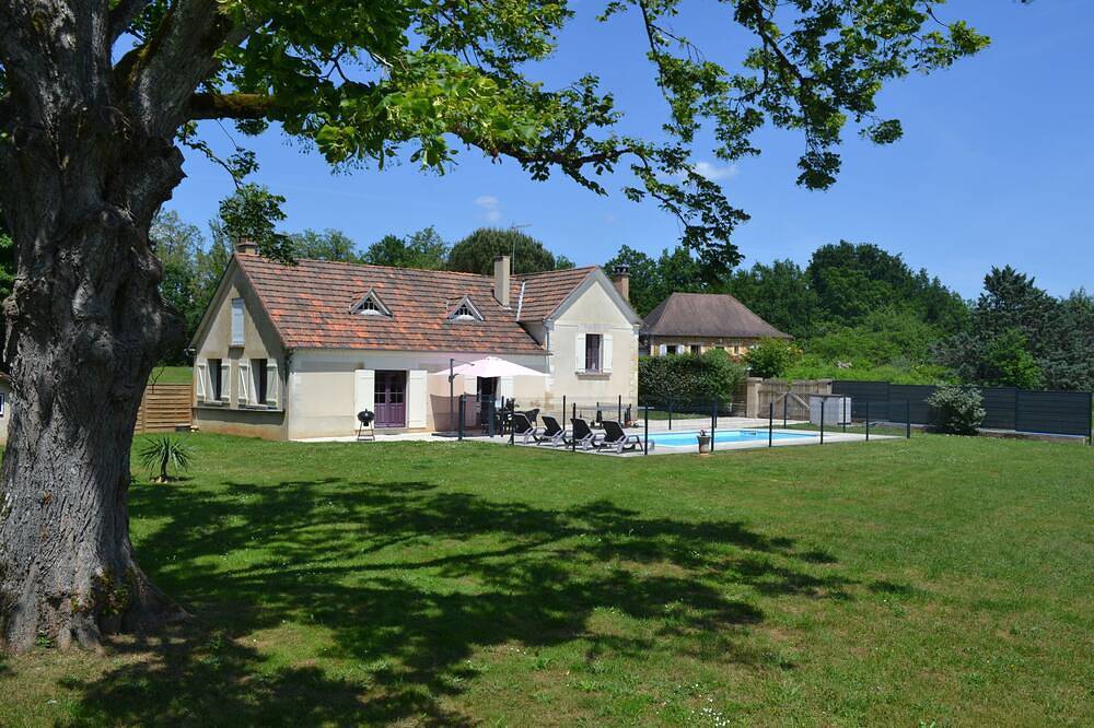 La Tuillère, Charmante maison avec sa piscine privée. in Mauzens-et-Miremont, Périgord Blanc