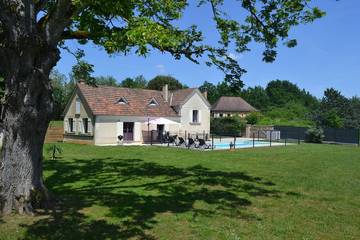Gîte pour 6 personnes, avec terrasse et jardin, animaux acceptés à Mauzens-et-Miremont