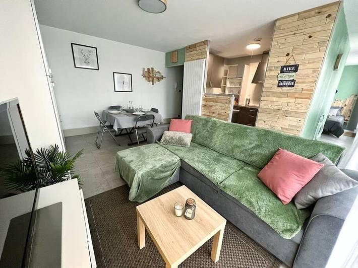 Gîte pour 4 personnes, avec terrasse dans Aquarium de la Rochelle
