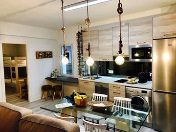 Gîte pour 5 personnes, avec vue et terrasse dans Elanchove
