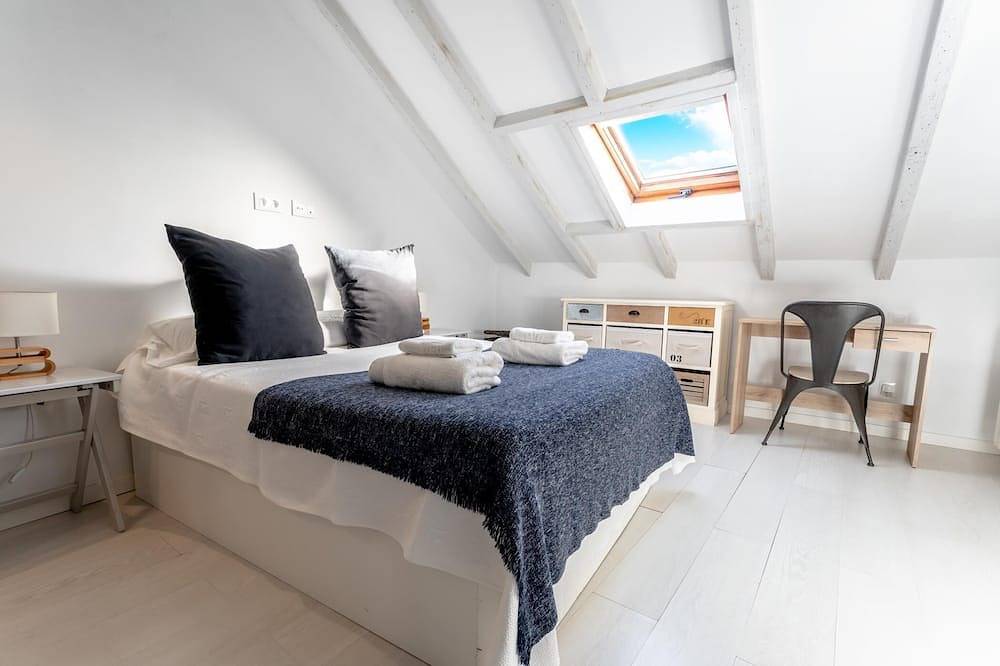 Entire apartment, New and bright Puertochico attic in Santander, Cantabrian Coast