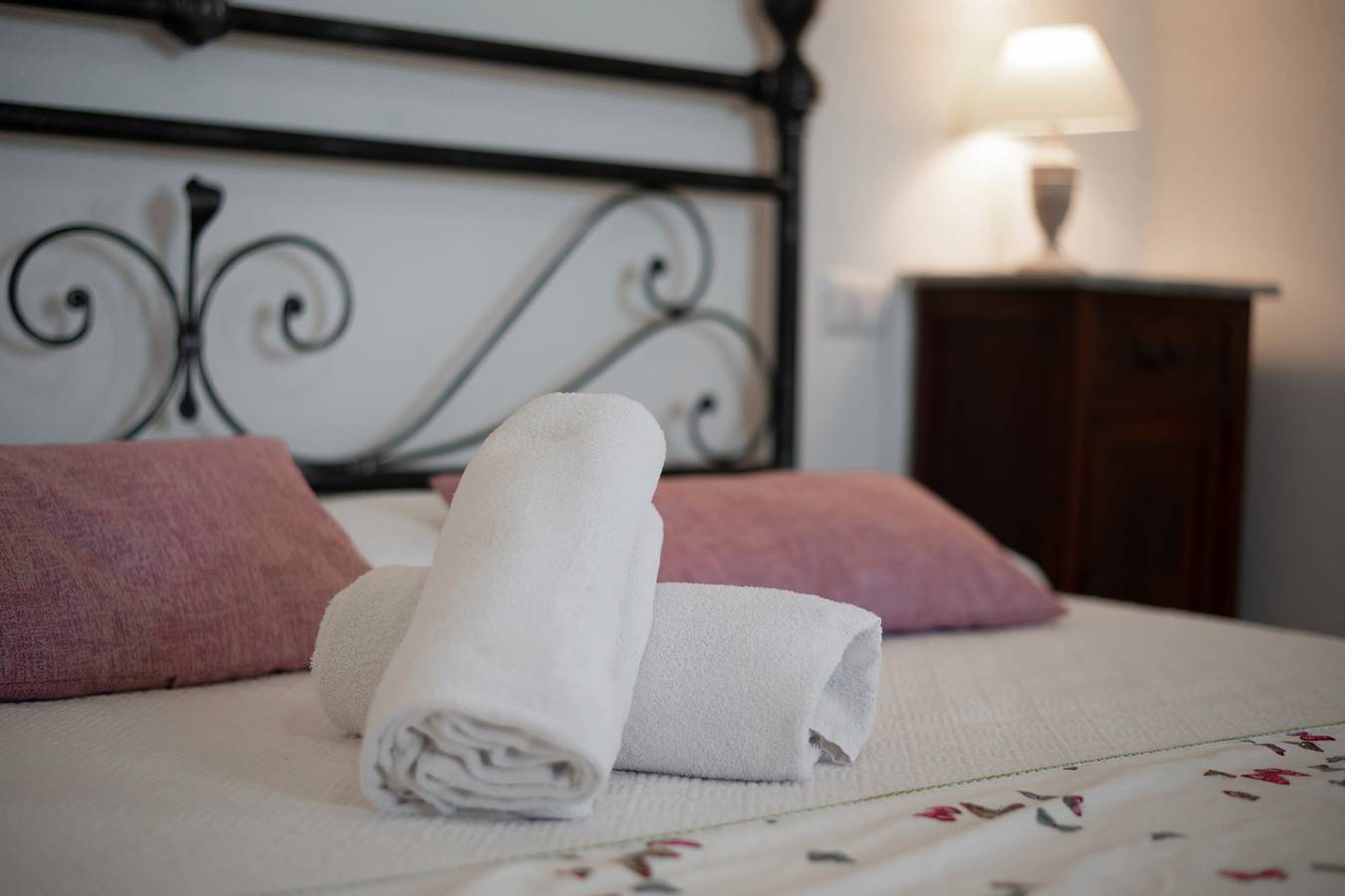 Kamer 'Giusti - 5 Sughera' met gedeelde tuin, draadloos internet en airconditioning in Magliano in Toscana, Provincie Grosseto