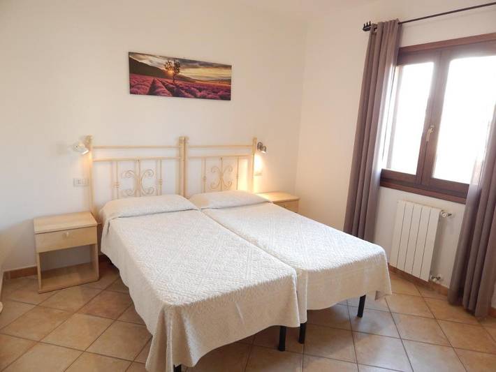 Gîte pour 2 personnes, avec vue et jardin à Cannigione - 4