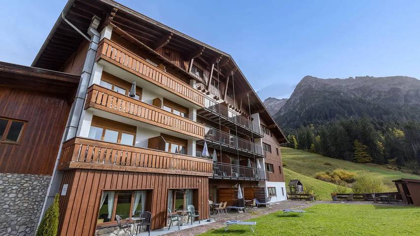 Gîte pour 4 personnes, avec sauna et terrasse ainsi que jardin et piscine à Mittelberg - 2