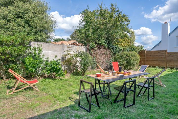 Location de vacances pour 12 personnes, avec jardin dans Quimiac - 4
