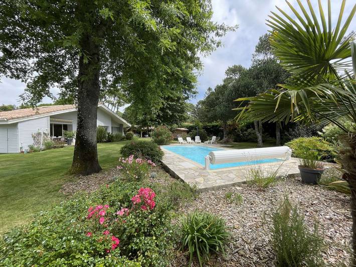 Villa für 10 Personen, mit Garten und Terrasse, mit Haustier