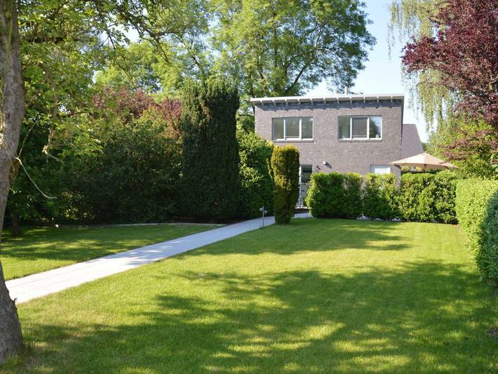 Ferienhaus für 5 Personen, mit Terrasse und Garten, kinderfreundlich in Wilhelmshaven - 3