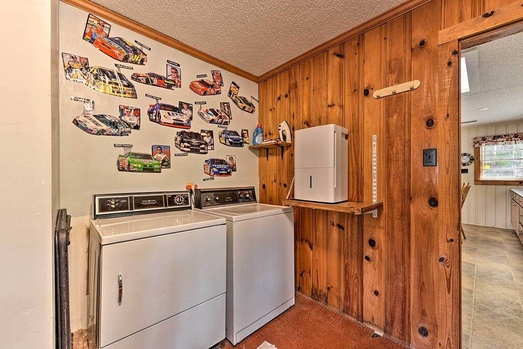 Neu! Lakefront Cottage - Schwimmen, Boot, Fisch & Golf! in Mayhew, Lake Norman