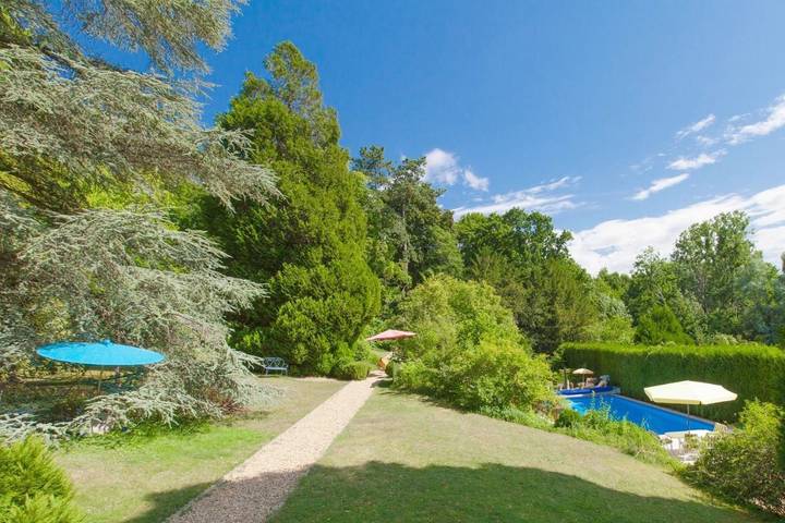 Chambre d’hôte pour 2 personnes, avec terrasse ainsi que jardin et piscine dans Oise - 4