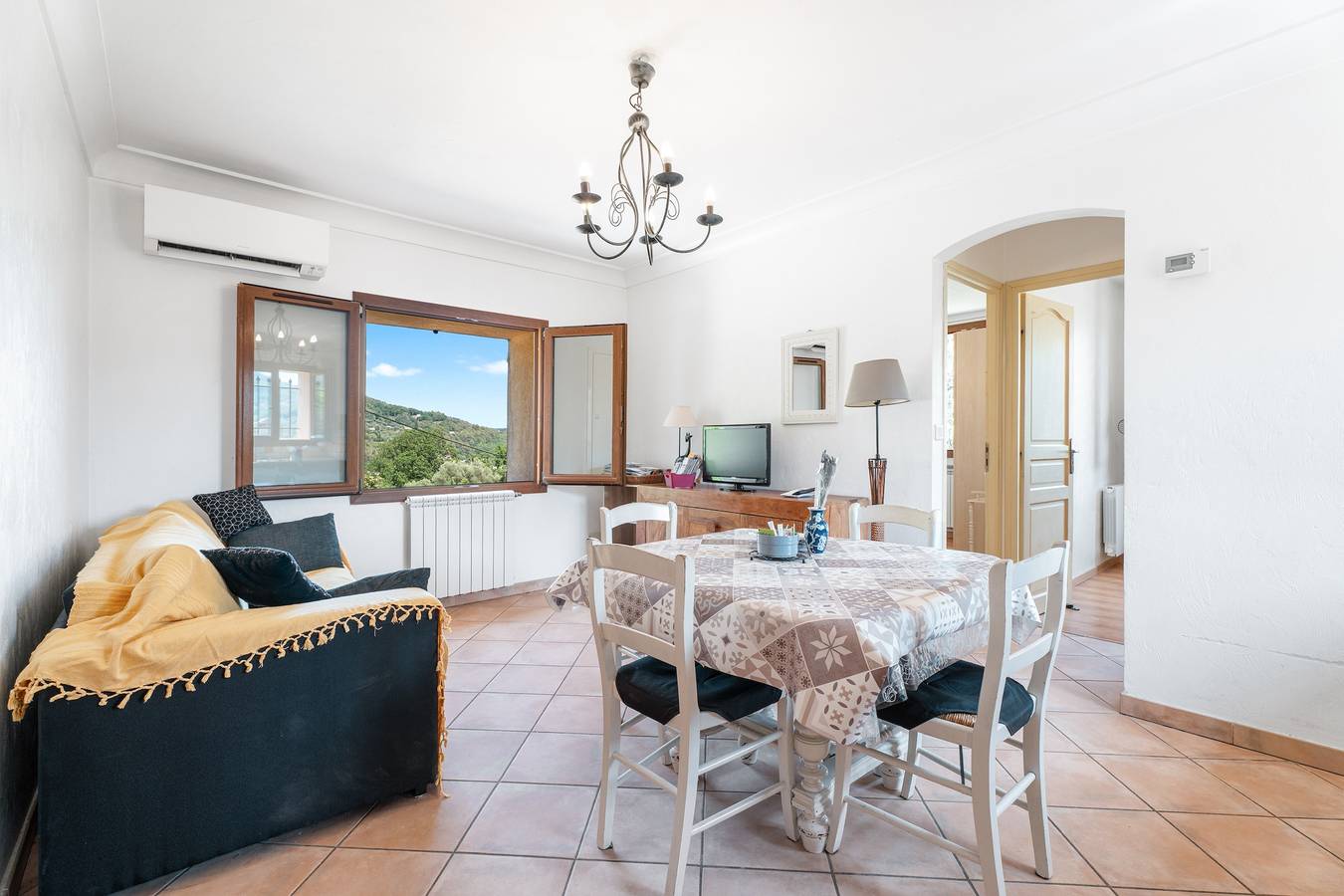 Apartamento entero, La Maison de Noélie - 1er Etage in Le Bar-sur-Loup, Region de Cannes