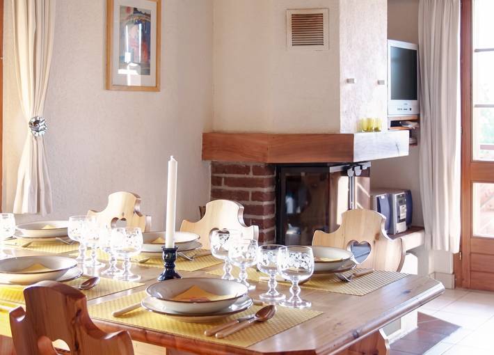 Ganze Wohnung, Gemütliches Apartment in Bellwald 80 m² mit Bergblick in Fürgangen, Bellwald