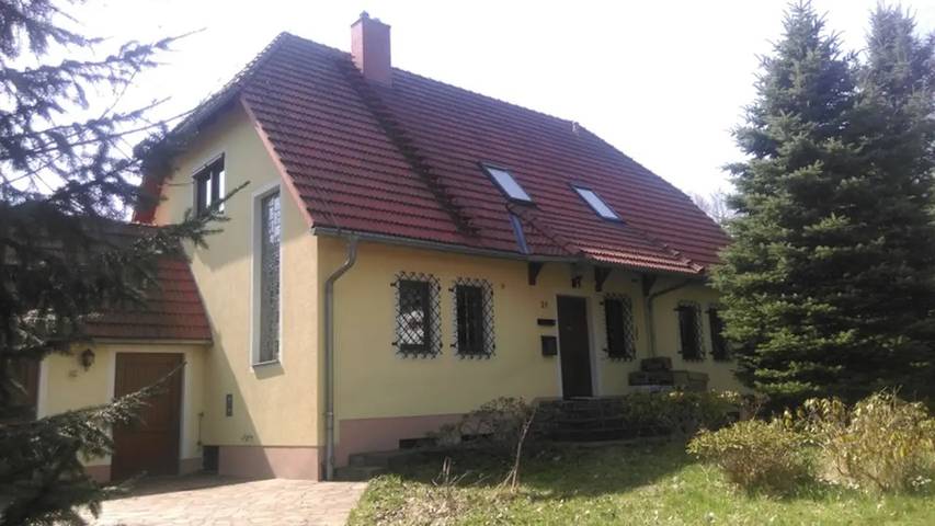 Ferienwohnung für 8 Personen, mit Garten