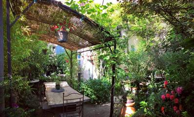 Maison d’hôte pour 2 personnes, avec jardin et vue à Tavernes