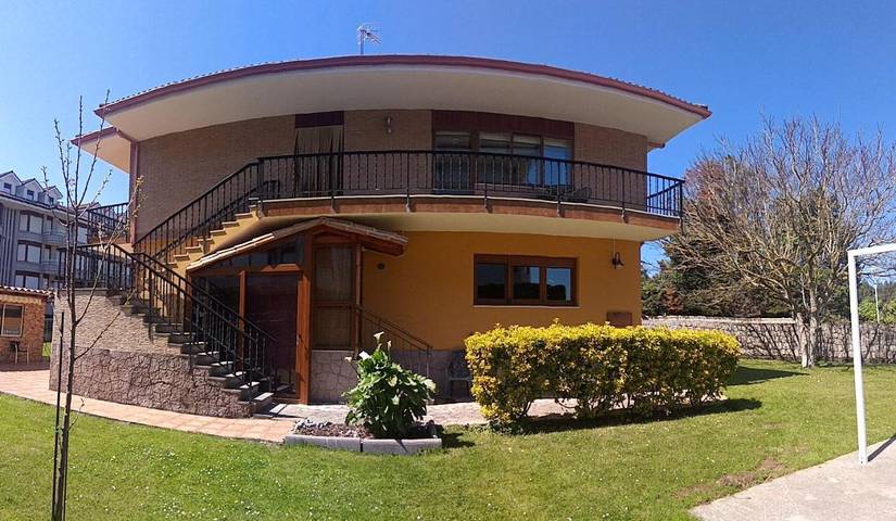 Escapadas de fin de semana para 6 personas, con Balcón y Terraza además de Jardín y Vistas en Noja
