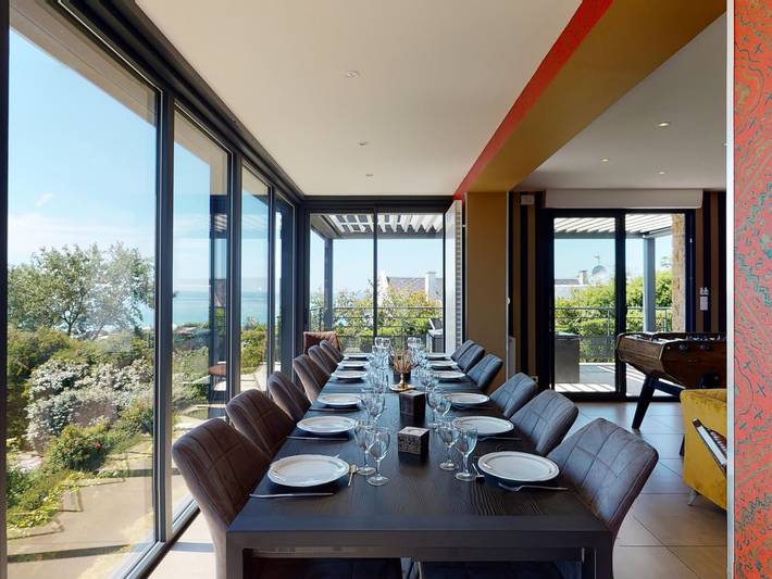 Maison de campagne pour 15 personnes, avec jardin ainsi que sauna et vue sur l’océan à Donville-les-Bains - 2