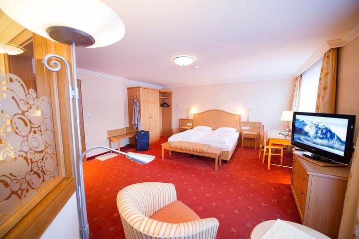 Hotel für 4 Personen, mit Sauna und Pool sowie Garten und Seeblick, mit Haustier in Eben am Achensee - 4