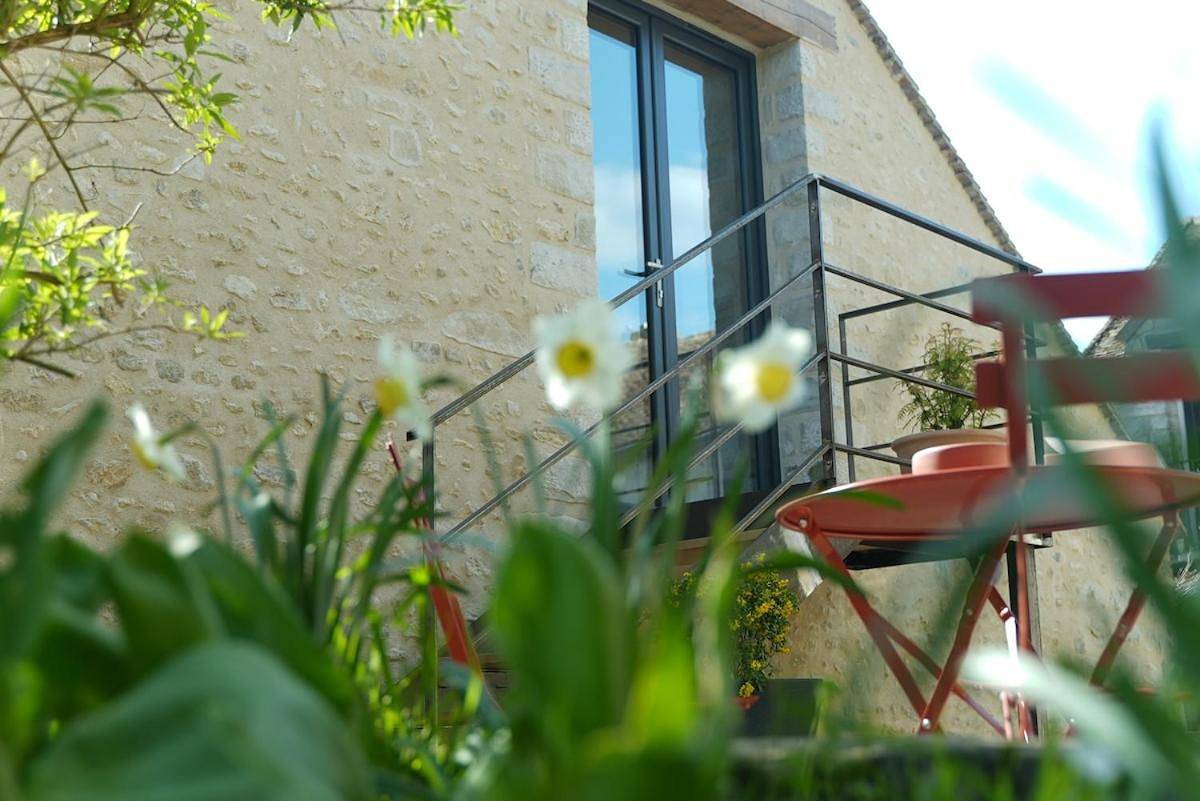 Appartement entier, One-Bedroom Apartment in Achères-la-Forêt, Parc naturel régional du Gâtinais français
