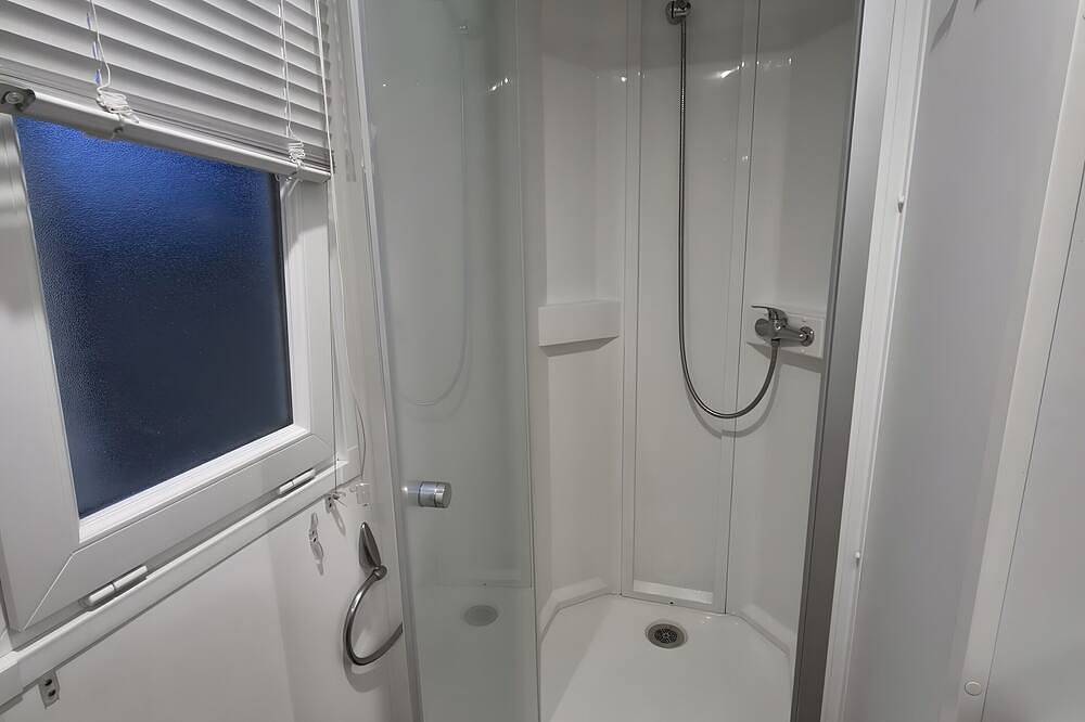 Mobil-home « Lou Souleï » avec piscine partagée, Wi-Fi et climatisation in Carry-le-Rouet, Côte méditerranéenne (France)