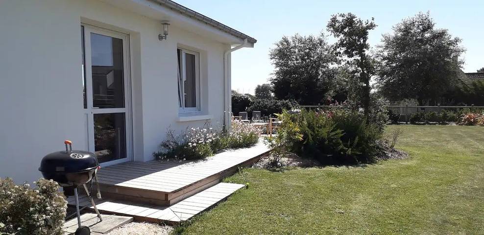 Gîte pour 6 personnes, avec jardin et terrasse à Saint-Jean-de-la-Rivière - 2