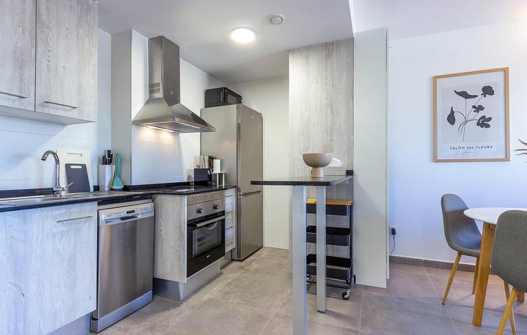 Apartamento vacacional entero, Apartamento de lujo con piscina, terraza e Internet, cerca de la playa de Les Bovetes in El Palmar, Costa Blanca
