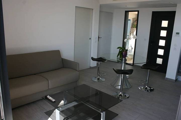 Gîte pour 4 personnes, avec terrasse et jardin à Saint-Jeannet - 3