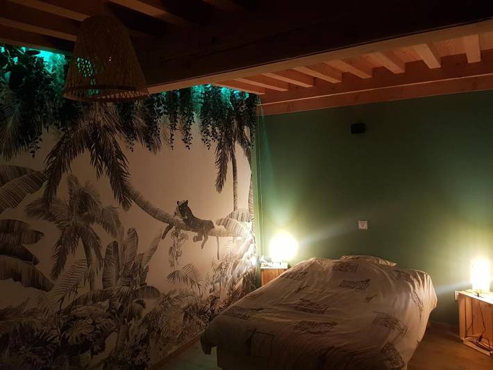 Location de vacances pour 5 personnes, avec balcon et jacuzzi à Dun-les-Places - 4