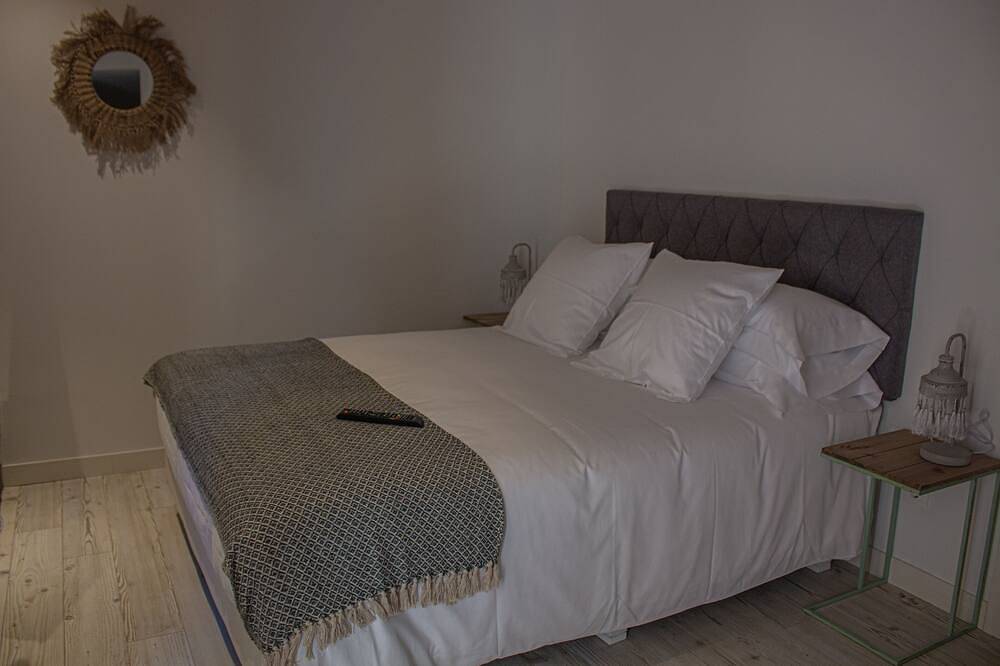 Entire apartment, La Casa Del Miracle. 1st floor ; 4 bedrooms. in Balaguer, Noguera