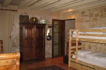 Maison De Vacances pour 10 Personnes dans Thenon, Périgord Noir, Photo 1